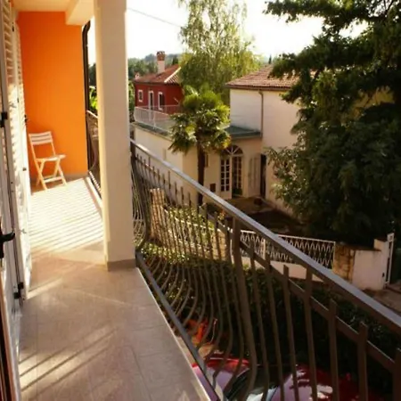 Apartment In Rovinj/istrien 34016 *